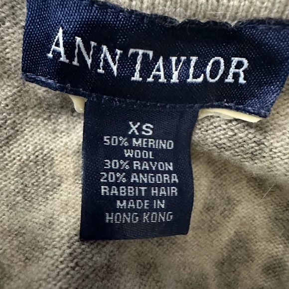 Ann Taylor leopard design sweater set XS - Picture 7 of 8
